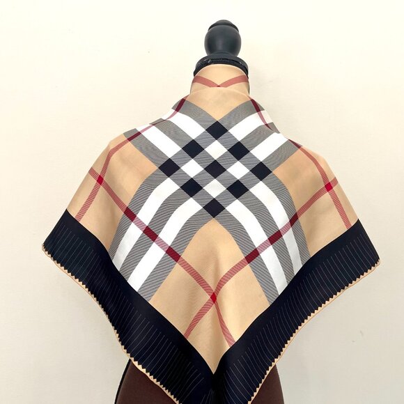 NWT Burberry Scarf Iconic Beige Check Black Border Logo Silk Wrap - Picture 5 of 16